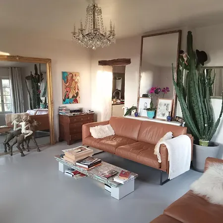 Comfort And Fab Views Bed & Breakfast 4*