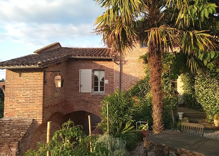 Comfort And Fab Views 4* Альби