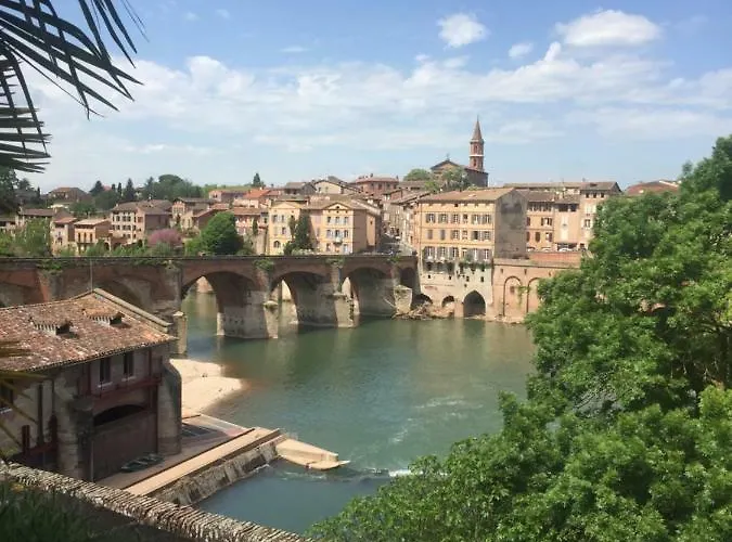 Comfort And Fab Views Альби